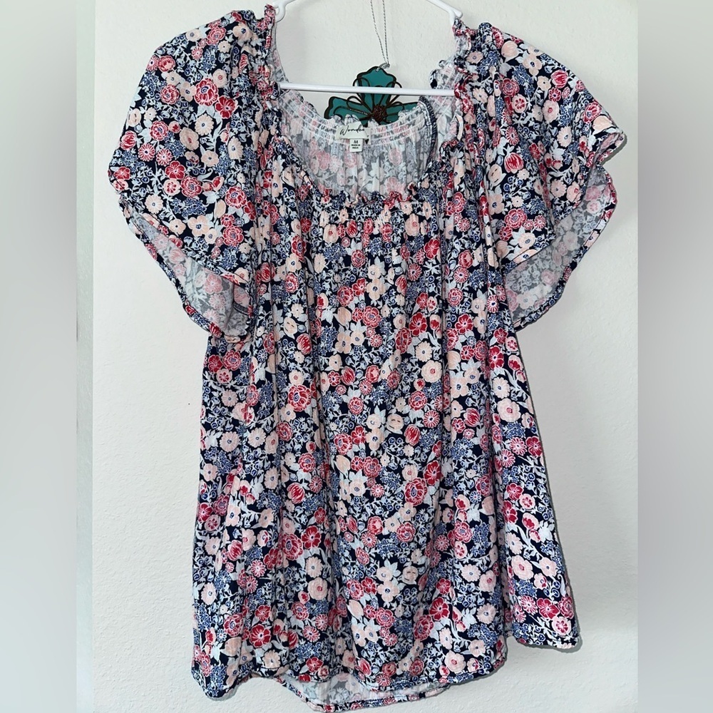 Wonderly Floral Print Blouse size Medium